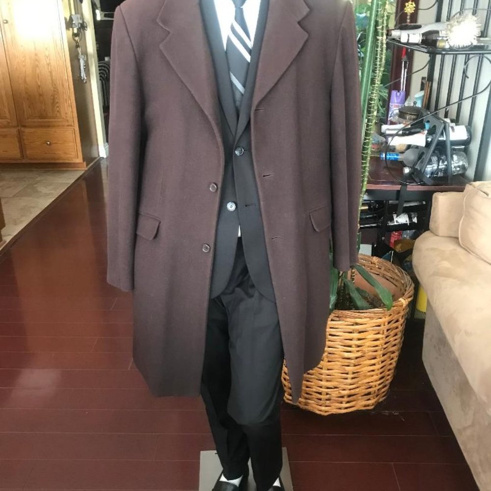 TRENCH COAT,  DESIGNER BY LEONARDO COLLECTION,  DESIGNED IN ITALIA